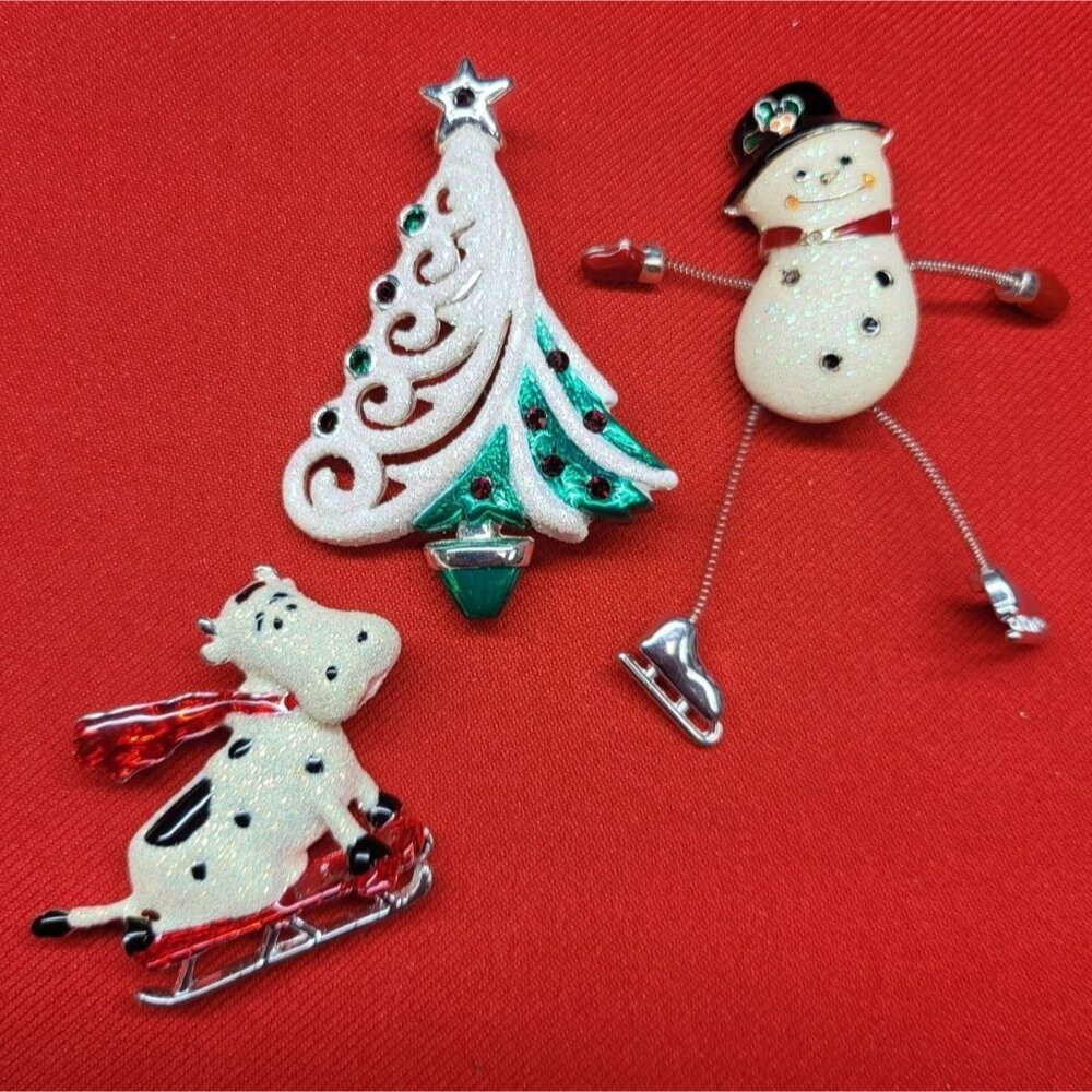 Christmas Pins Brooches  Christmas Tree Snowman Cow Pins Set of 3